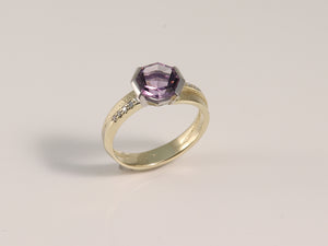 Gelbgold Weissgoldring mit Amethyst und Brillant