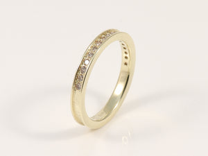 Gelbgold Memoirering mit champagner Brillant