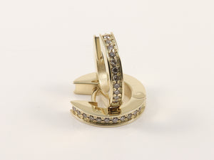 handgearbeitete Gelbgoldcreolen mit 0,22ct. Brillant champagner